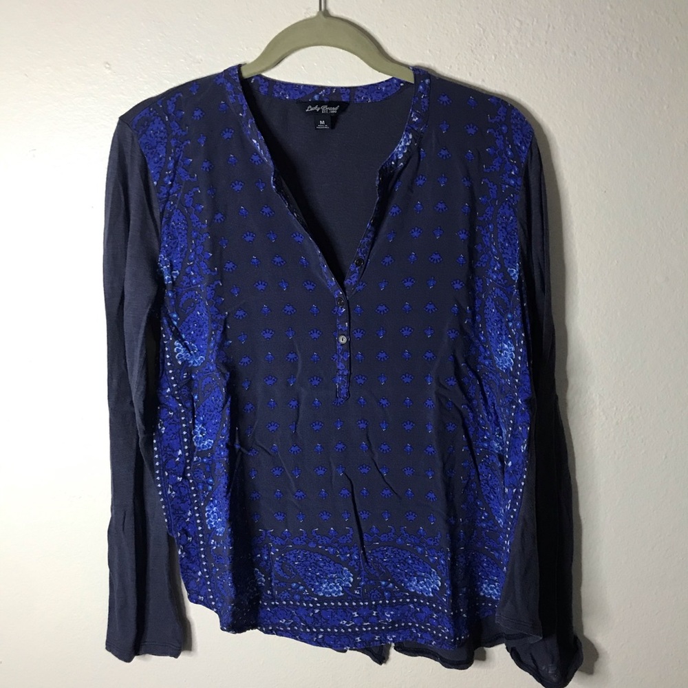 - Lucky brand long sleeve top border diamond print M